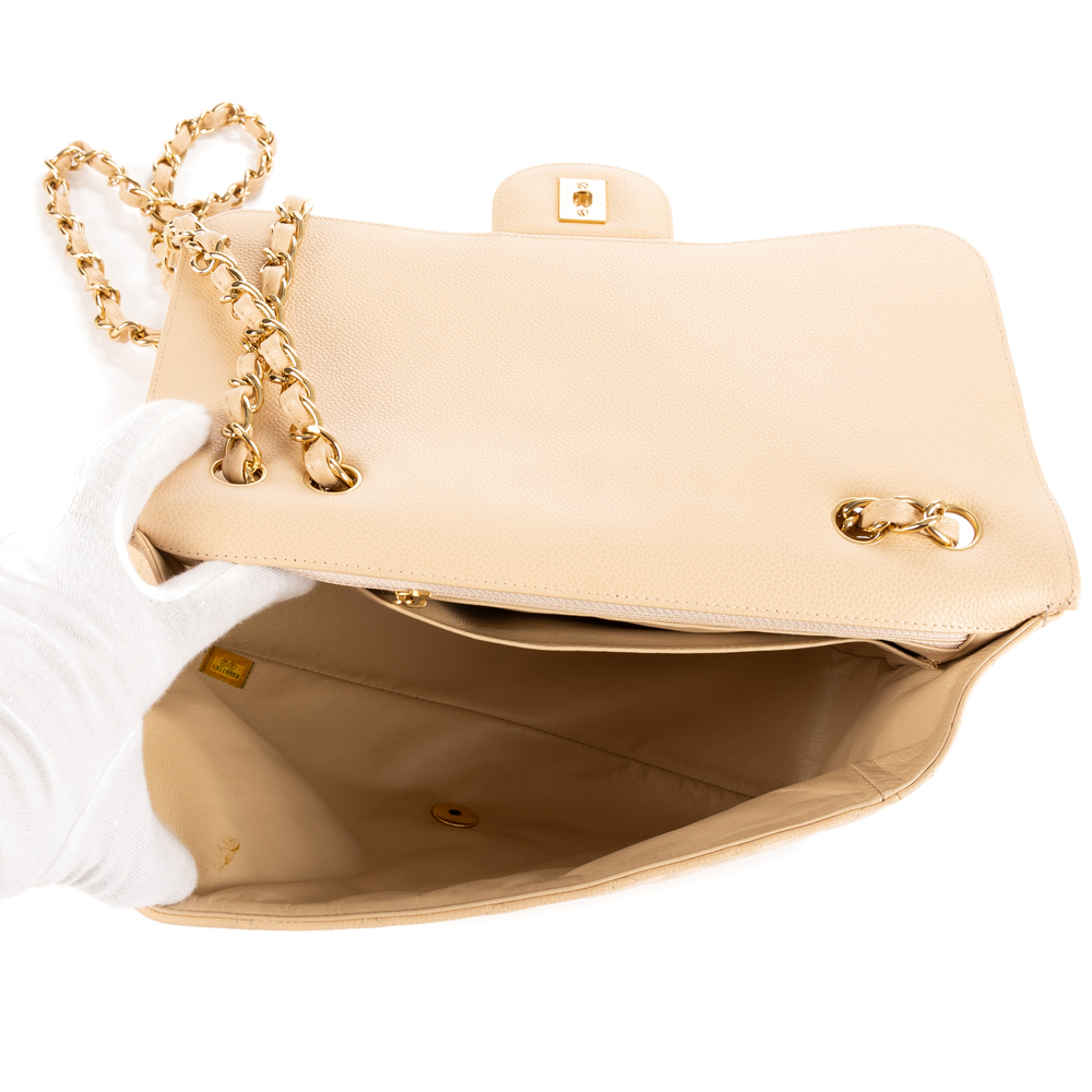 Chanel Classic Flap Jumbo - Picture 9 of 10